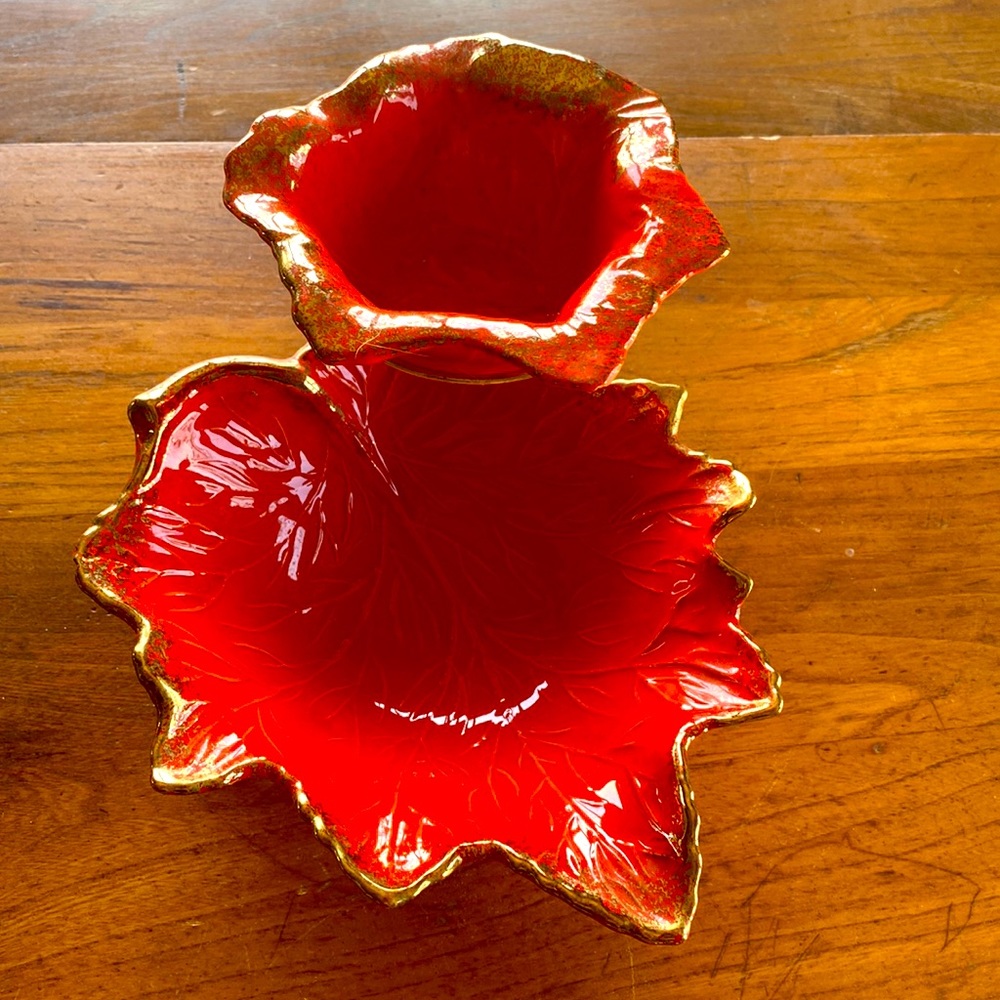 1950’s/60’s orange with gold trim ceramic leaf chip & dip set with metal stand